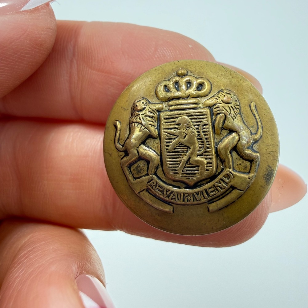 Vintage Heraldic Lion Crest Metal Blazer‎ Buttons Brass Gold Tone Set of 4 - Picture 4 of 10